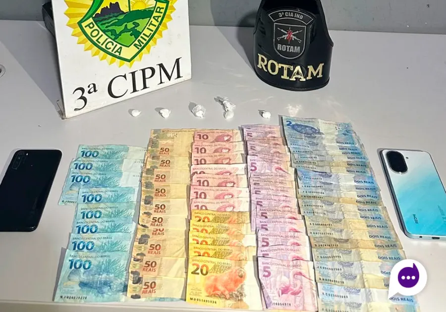 Polícia Militar apreende entorpecentes, celulares e dinheiro em espécie durante fiscalização em bar da região.
