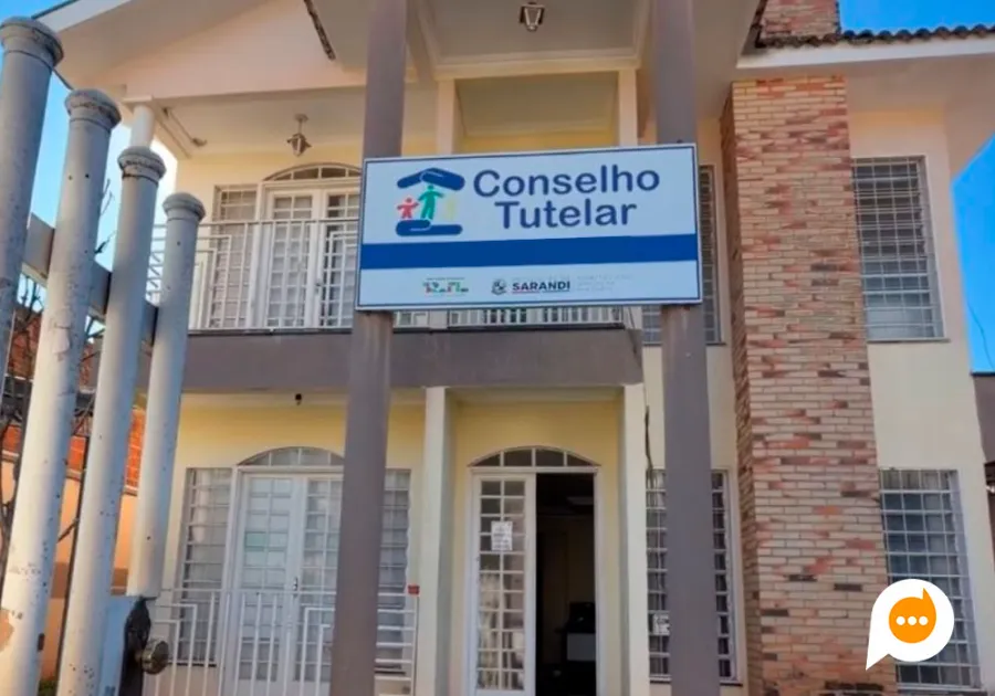 Jovem agride pais de adolescente de 12 anos com quem mantinha relacionamento, em Floresta
