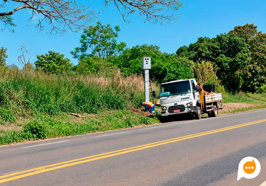 Instalação de radar na BR-376 busca reduzir acidentes no trevo de Guairaçá