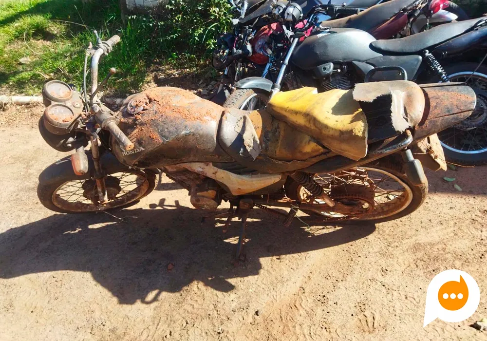 Motocicleta de Nova Aliança do Ivaí é encontrada abandonada na rodovia PR-492 em Tamboara.