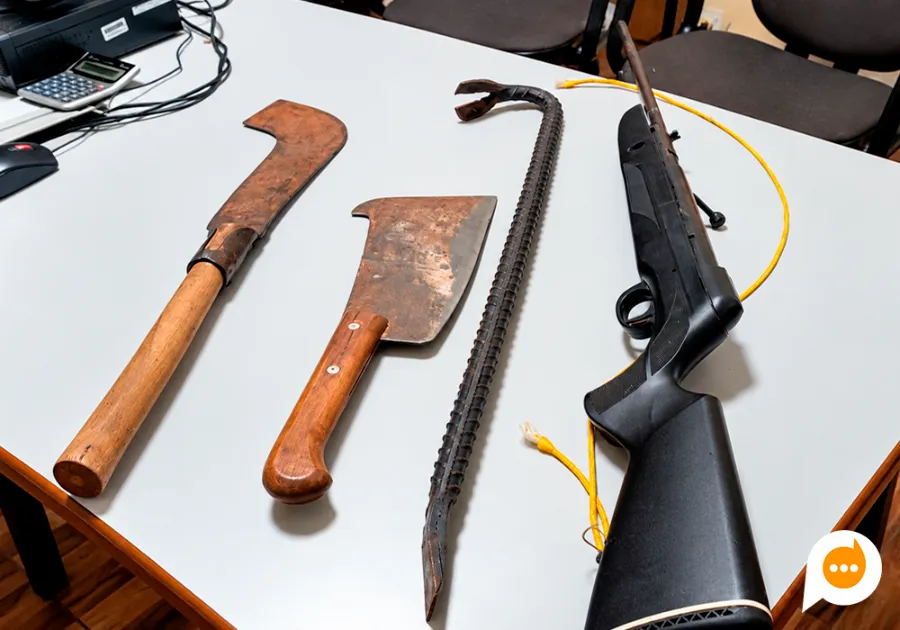 Polícia militar detém agressor e apreende arma de fogo em Santa Cruz de Monte Castelo